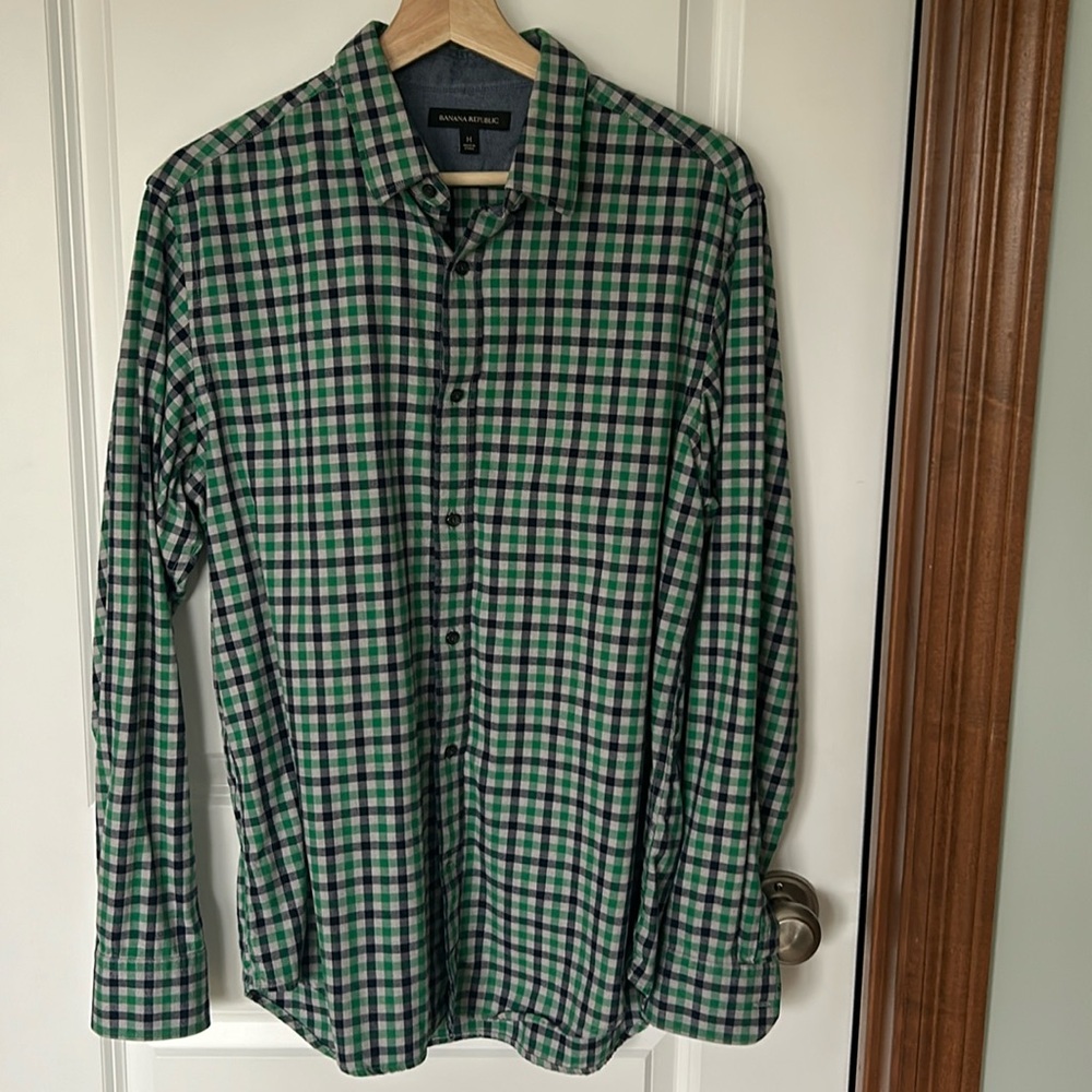 Banana Republic flannel button down shirt, M